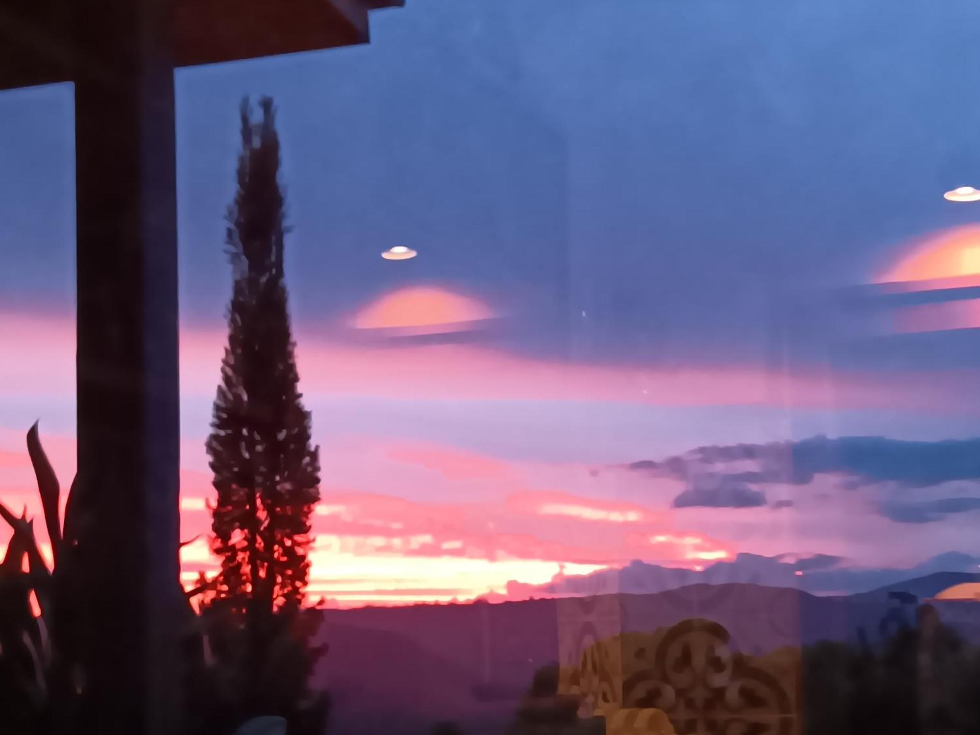 Mapleton Peaceful Provence Bnb Zewnętrze zdjęcie